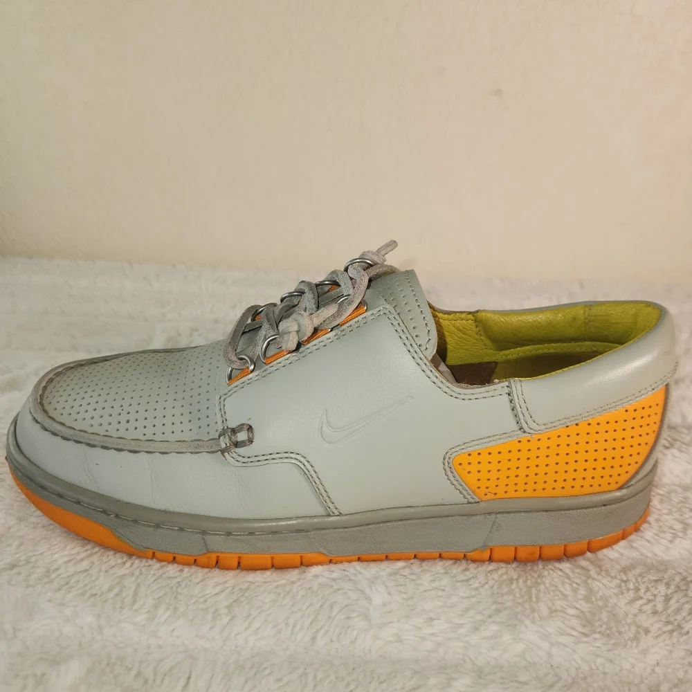 Nike Mad Jibe (313264-081) Gray Orange Retro Boat Shoes Men Size 7.5